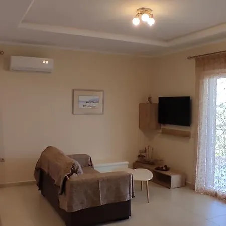Kalliope Apartment Tsoukaladhes