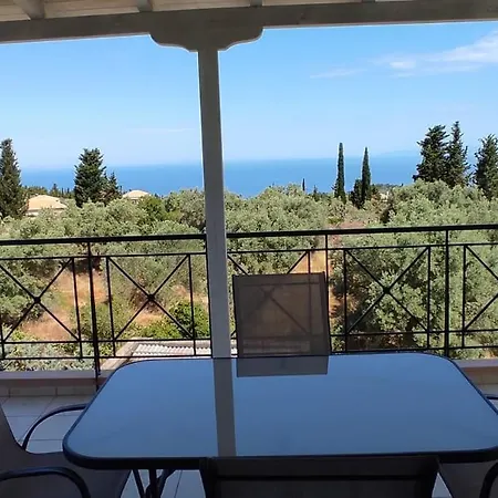 Kalliope Τσουκαλάδες