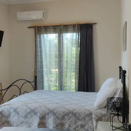 Kalliope Apartment Tsoukaladhes