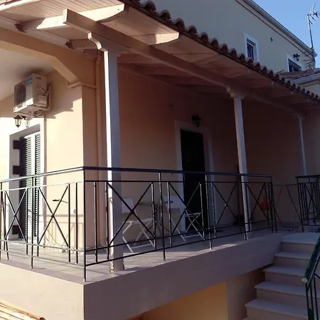 Kalliope Apartment *