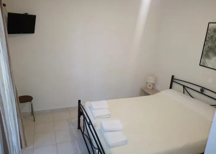 Kalliope Tsoukaladhes